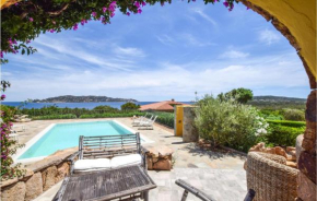 Stunning home in San Teodoro with Outdoor swimming pool, Private swimming pool and 4 Bedrooms